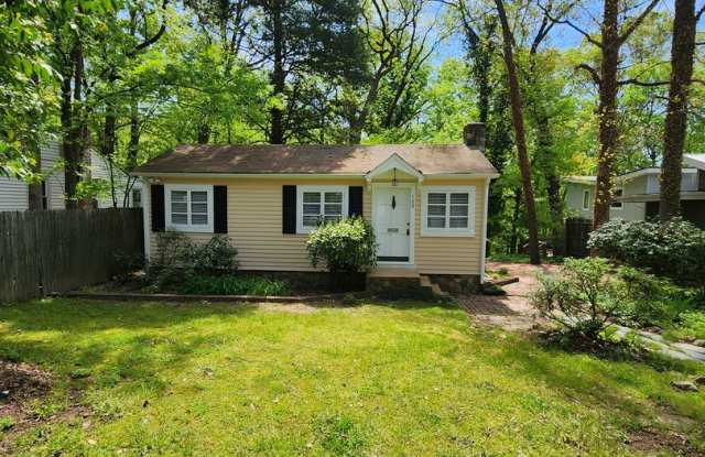 129 Purefoy Road - HOUSE on Southside of Chapel Hill - 129 Purefoy Road, Chapel Hill, NC 27514
