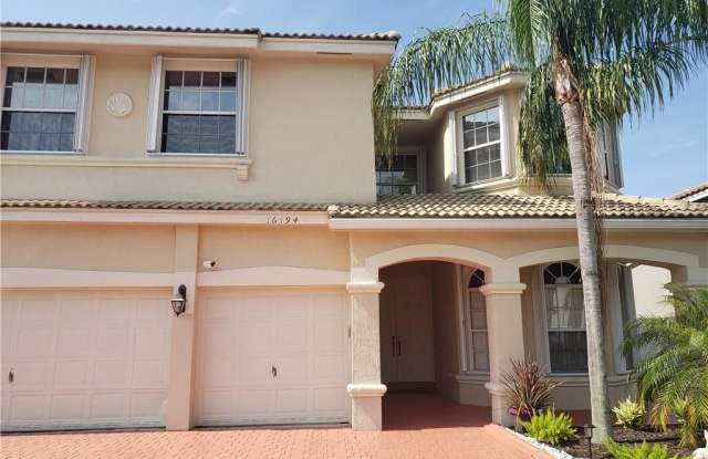 16194 SW 14TH ST   #1 - 16194 Southwest 14th Street, Pembroke Pines, FL 33027