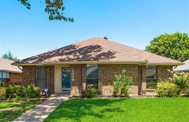 2019 Espinosa Drive - 2019 Espinosa Drive, Carrollton, TX 75010