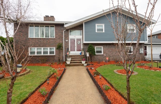 277 Sargent Street - 277 Sargent Street, Revere, MA 02151