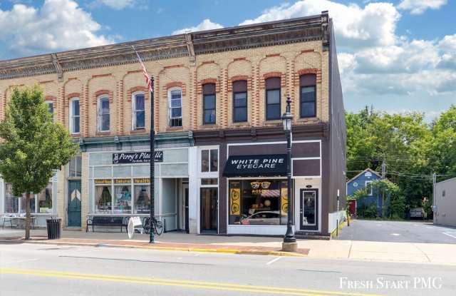 Convenient  Comfortable Living in Downtown Cedar Springs photos photos