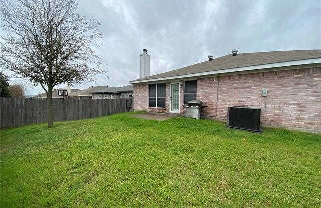 2421 Concina Way Gallery 2