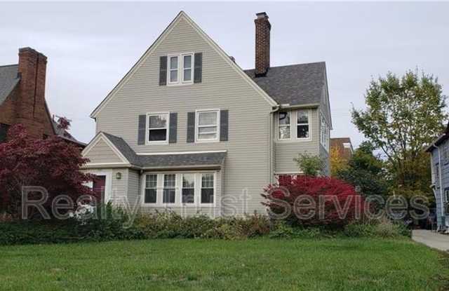 2921 Ludlow Rd - 2921 Ludlow Road, Cleveland, OH 44120