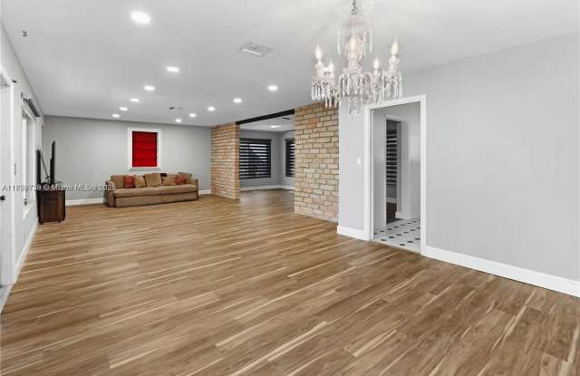 1338 Jackson St photos photos
