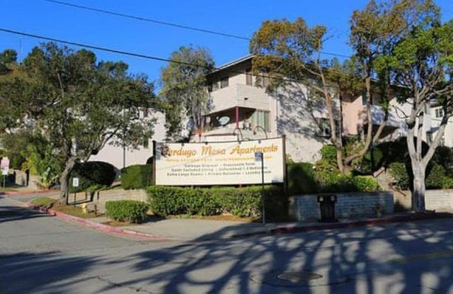 4221 Verdugo Rd Unit D31 photos photos