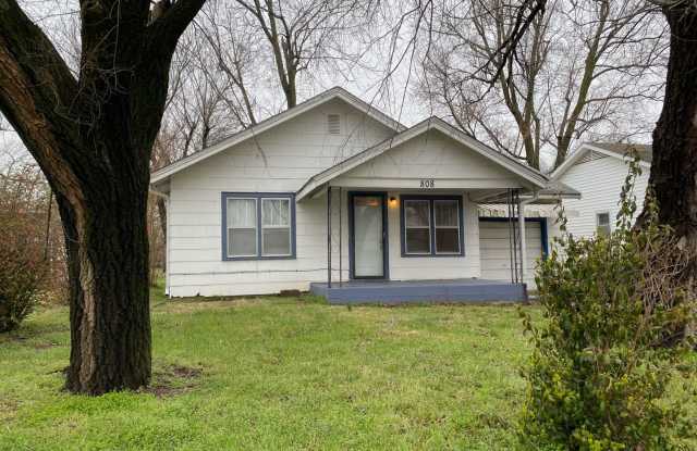 Darling Home Near West 7th street Walmart Gallery 2
