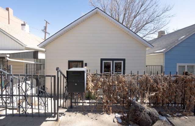 3122 Umatilla Street Gallery 2