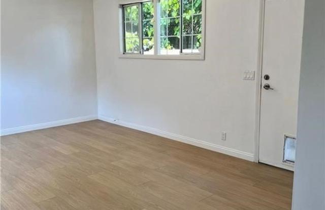 22301 wyandotte Street photos photos 22301 wyandotte Street photos photos