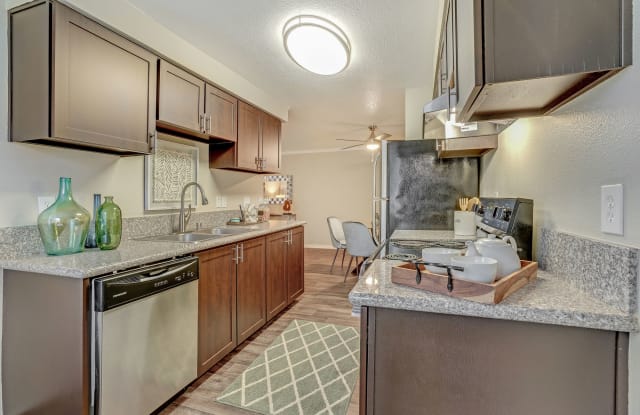 Walnut Grove Landing Apartments photos photos