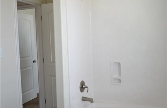 218 Sterling Drive Drive Gallery 3