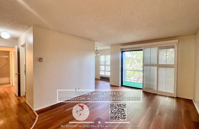 Large 1 bedroom Condo with new LVP flooring, Includes Lg Storage, Water, Garbage,  Parking! - 8 Captain Drive, Emeryville, CA 94608