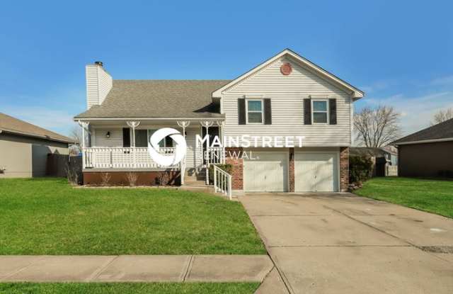 209 Southwest Cross Creek Drive - 209 Southwest Cross Creek Drive, Grain Valley, MO 64029