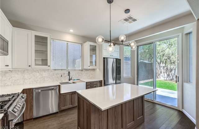10650 Streamside Avenue photos photos