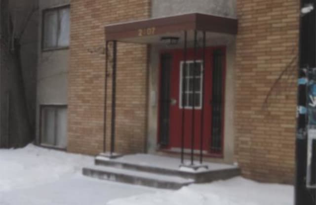 2407 W Broadway Ave - 2407 West Broadway, Minneapolis, MN 55411