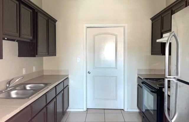 2010 Miroslava Ave - 2010 Miroslava Avenue, Mission, TX 78573