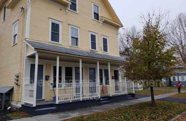 19 1/2 Drew St. - 19 Drew Street, Burlington, VT 05401