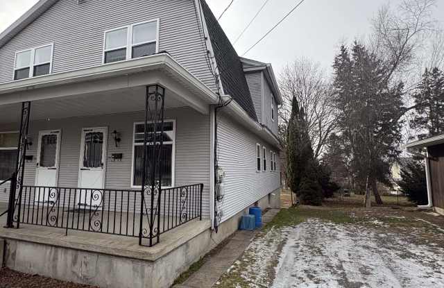 25 St David St - 25 Saint David Street, Plains, PA 18705