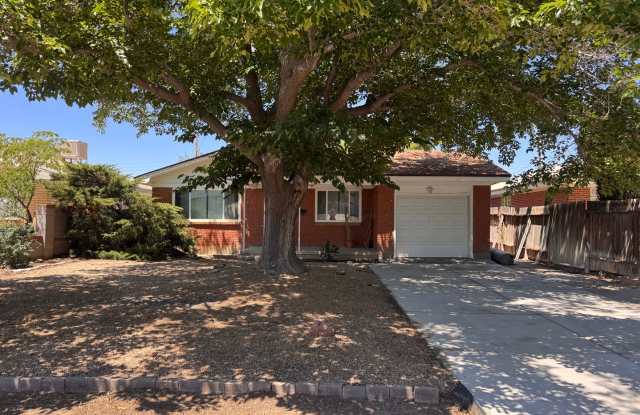 Beautiful 3 bedroom 2 bath home. photos photos