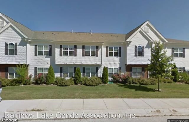 2135 Rainbow Lake Ln, Unit 118 - 2135 Rainbbow Lake Lane, West Bend, WI 53090