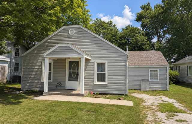 For Rent- Cute 3 bedroom / 1.5 bathrooms in Lamar Mo!!! photos photos For Rent- Cute 3 bedroom / 1.5 bathrooms in Lamar Mo!!! photos photos