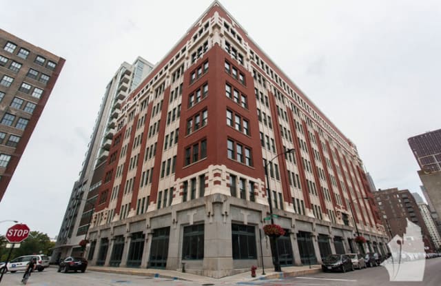 732 South Financial Place - 732 South Financial Place, Chicago, IL 60605