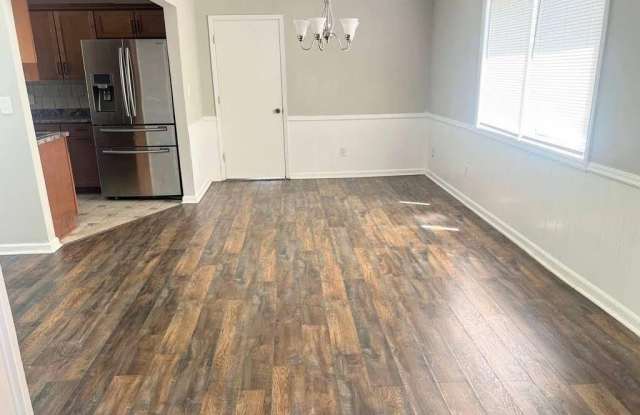 4655 N View Road NW Gallery 4