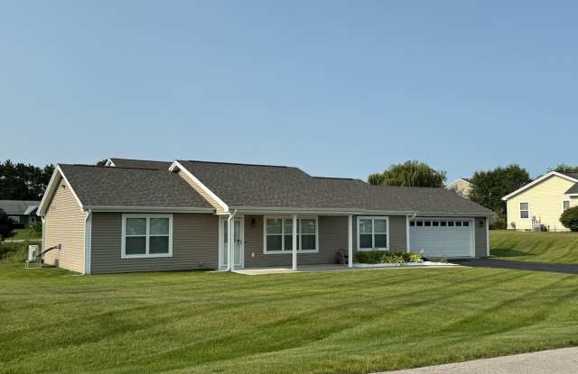 Stylish Ranch Home with Open Floor Plan in Heritage Estates – Move-In Ready! photos photos