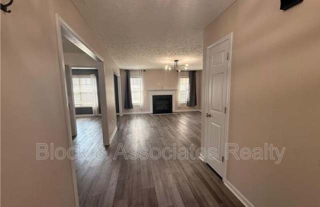 4949 Yorkchester Dr Gallery 2