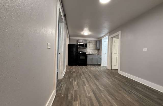 656 Riverside Dr photos photos