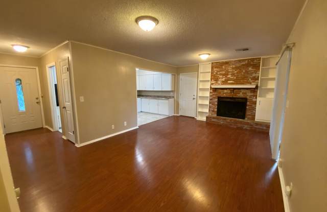 4952 Baylor Dr Gallery 2