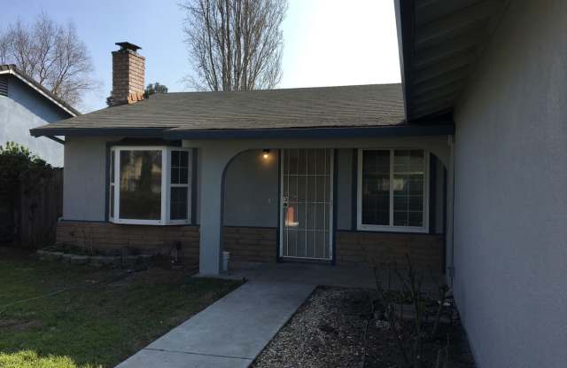 868 Buckingham Dr. Gallery 2
