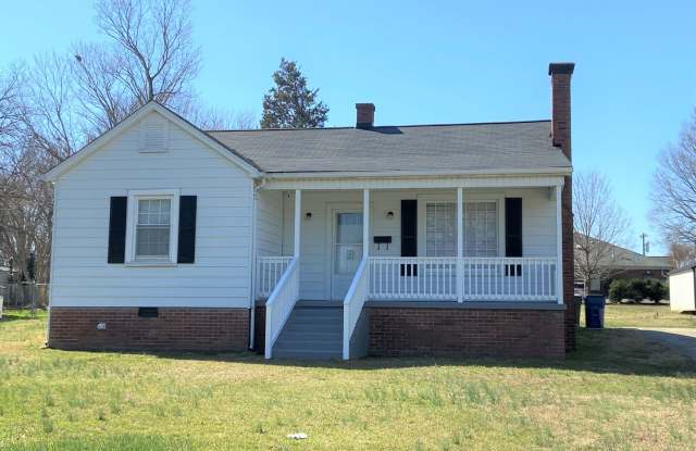 ~~~ Pretty Home in Downtown Graham ~~~ photos photos