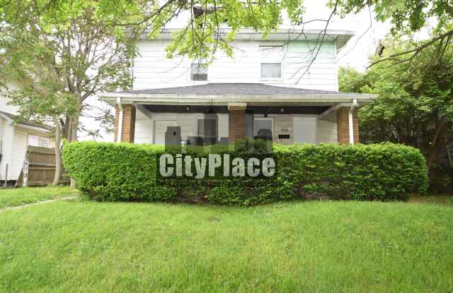 925 N Gladstone Ave photos photos