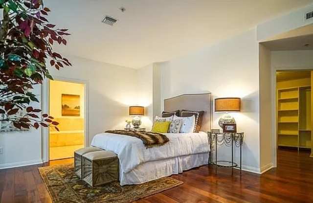 1100 S Clark Dr Gallery 3