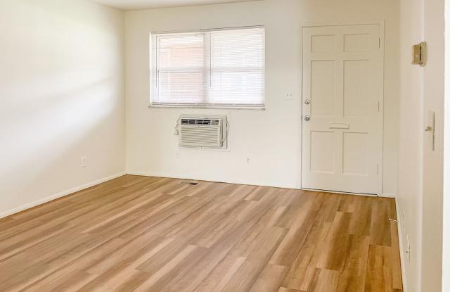 Newly Updated 2 Bedroom Gallery 4