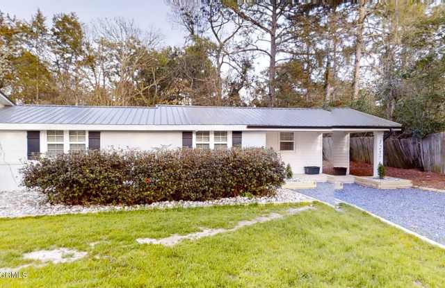 1255 Central Drive - 1255 Central Drive, Southern Pines, NC 28387