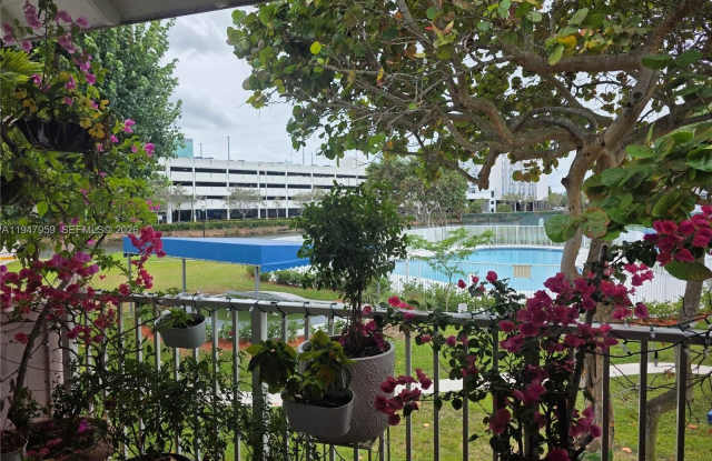 7424 SW 82nd St - 7424 Southwest 82nd Street, Glenvar Heights, FL 33143