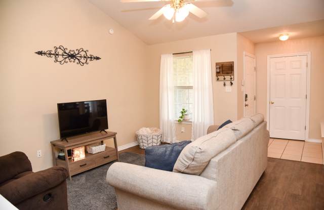 3813 Oldenburg Ct photos photos