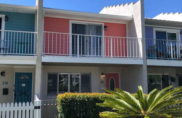 2 Bed 1.5 Bath Condo Located in Jacksonville Beach - Fenced in Yard! photos photos