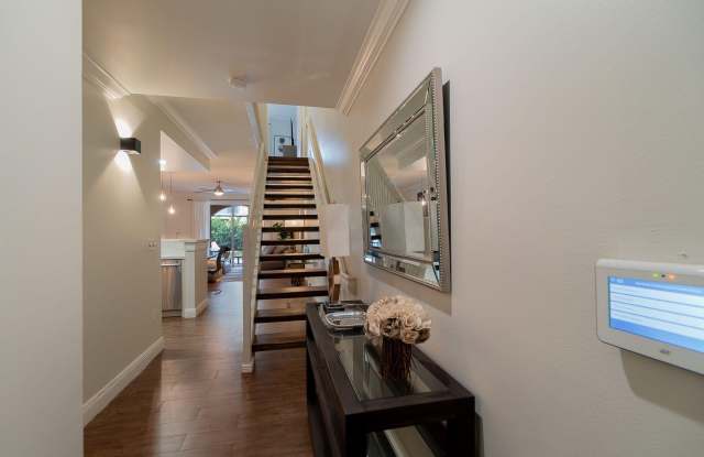 11785 Saint Andrews Place Gallery 2