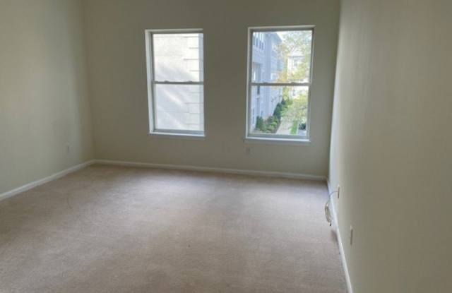 710 Brittany Dr photos photos