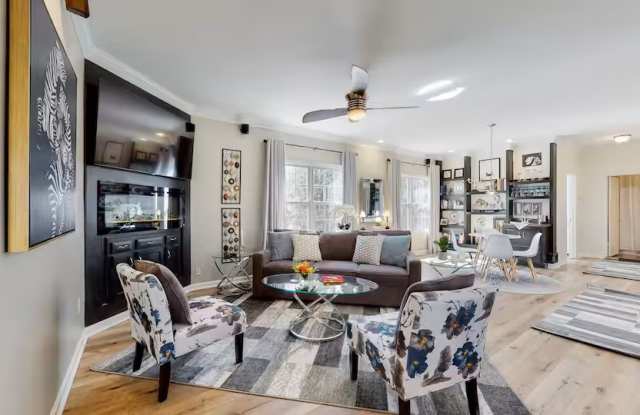 106 Topfield Road - 1 photos photos