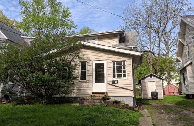 496 Whitney Avenue - 496 Whitney Avenue, Akron, OH 44306