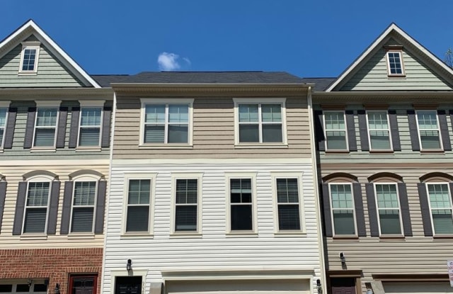 9028 Endicott Place - 9028 Endicott Pl, Lorton, VA 22079