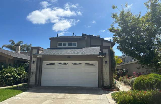 Beautiful and Spacious 4 bedroom, 3 bath home in Aliso Park Estates - 22491 Rio Aliso Drive, Lake Forest, CA 92630