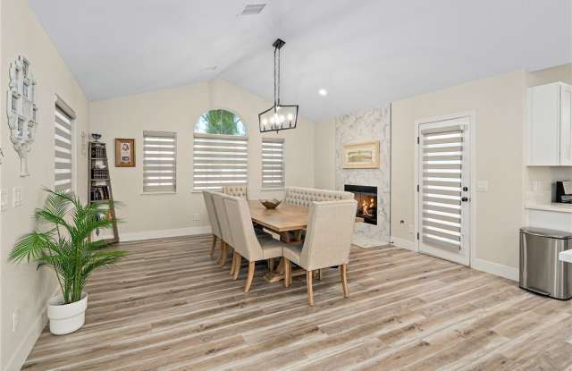 9041 Kingsdale Court Gallery 4