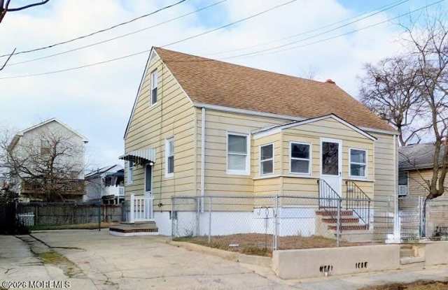 21 Campview Avenue - 21 Campview Avenue, Keansburg, NJ 07734