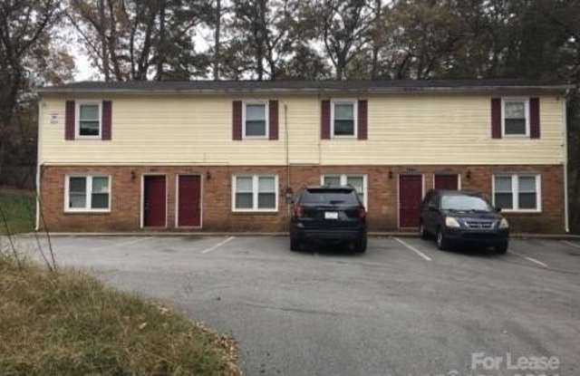 1917 Parkdale Avenue - 1917 Parkdale Avenue, Gastonia, NC 28052