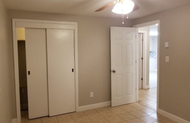 301-A Culbreth Avenue - 301 Culbreth Avenue, Thomasville, NC 27360 301-A Culbreth Avenue - 301 Culbreth Avenue, Thomasville, NC 27360