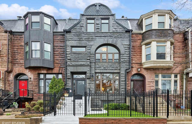 3655 S King Drive - 3655 South King Drive, Chicago, IL 60653